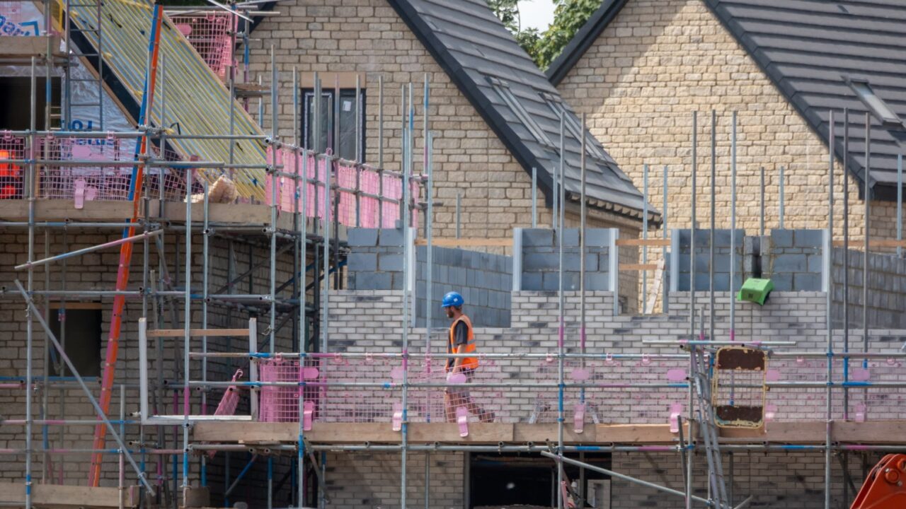 UK construction activity contracts in February